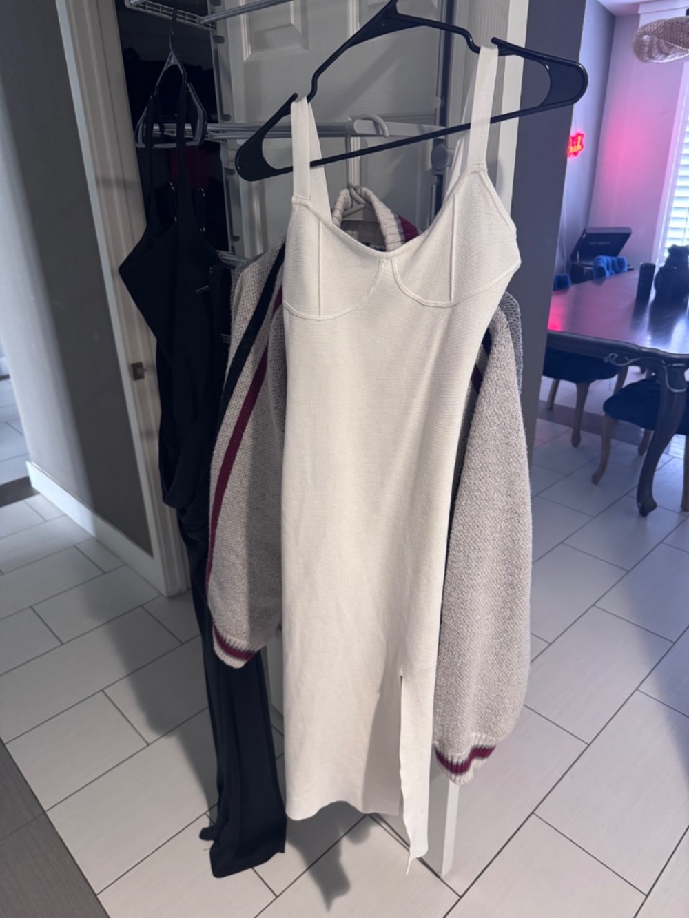Abercrombie & Fitch Elegant white slit dress - Picture 3 of 4